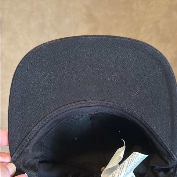 Volcom Black Snapback Hat with Iconic Logo - Picture 5 of 6